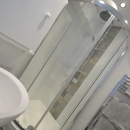 Charming 1 Bed Riverside Apartment Chester Exterior photo