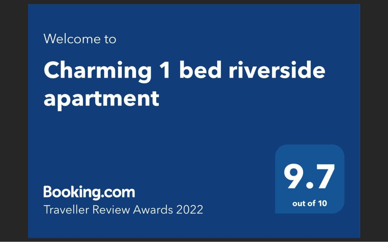 Apartment Charming 1 Bed Riverside